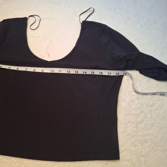 Lululemon Align Long Sleeve Crop Top Sz 12 Sporty Gym Workout Yoga Athleisure - Picture 9 of 10